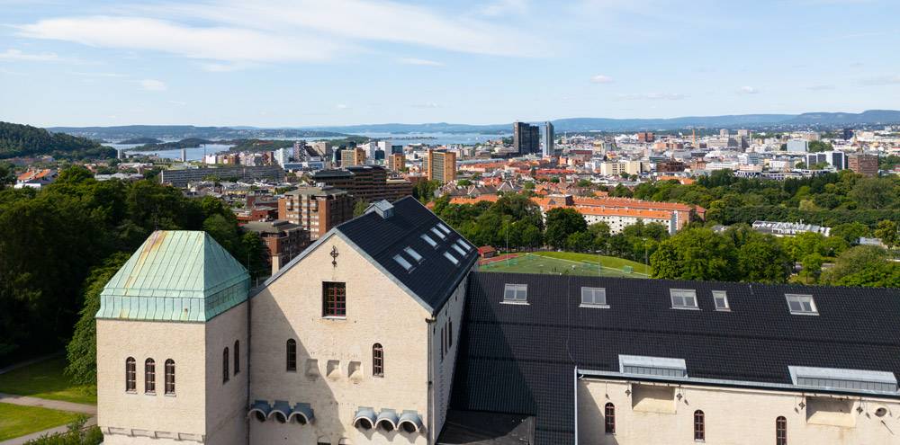 Bilde av oslo teatersenter tatt med dronefly